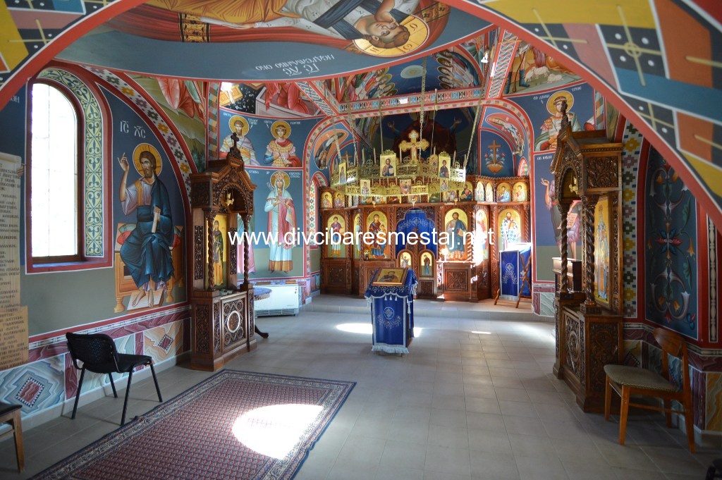 Unutrašnjost crkve na Divčibarama